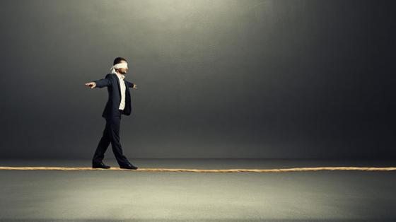 mplofa-i-agnoia-kindunou.w_l